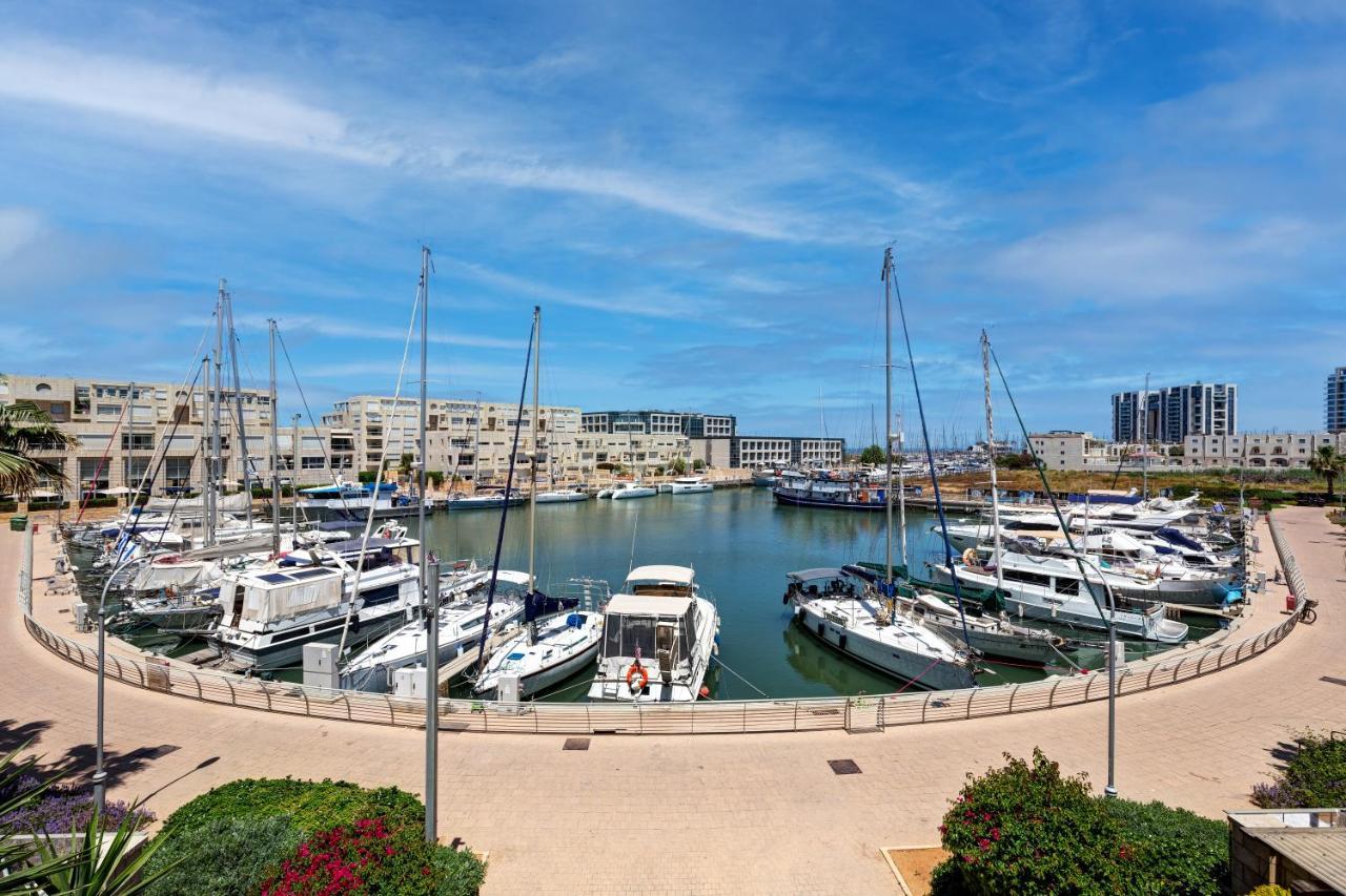 Lagoon View 3Bd Huge Family Apartment Herzelia 외부 사진